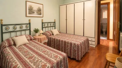 Apartment in the Avenida de Madrid Area photo 14
