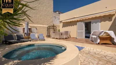 Chalet on Calle de la Juventud photo 5