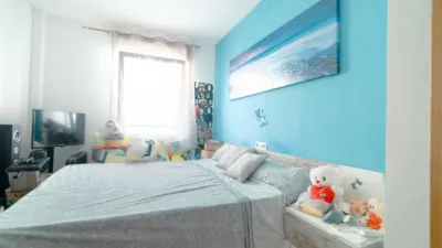 Apartment on Nou D'Octubre Street photo 17