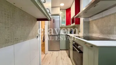 Apartment on Avinguda de Josep Tarradellas photo 12