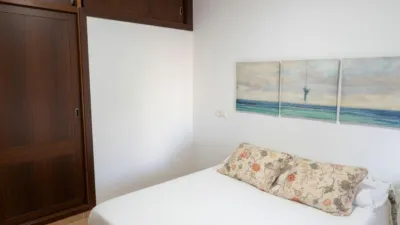 Chalet on Carrer Ronda del Nord photo 12