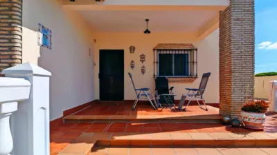 Chalet in Las Lagunas - Campano photo 12