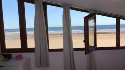 Piso en Primera Linea de Playa Berria photo 3