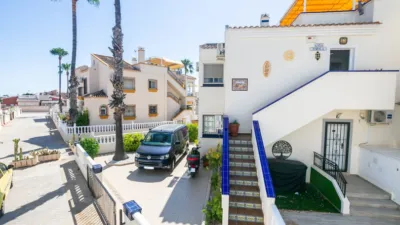 Top-floor apartment in Playa Flamenca Norte photo 2