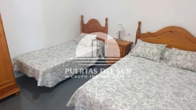 Apartment on Avenida de los Corrales photo 11