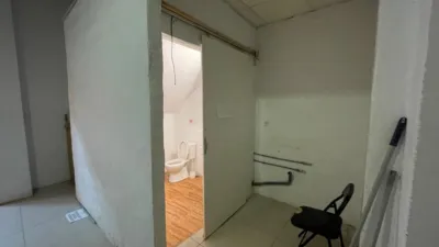 Local comercial en alquiler en Ensanche-Circunvalacion - Más