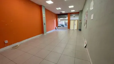 Local comercial en alquiler en Ensanche-Circunvalacion - Vista 2