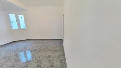 Apartment in Xirivella photo 3