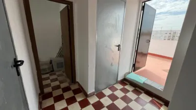 Apartment on Nuestra Sra de La Paz Street photo 34