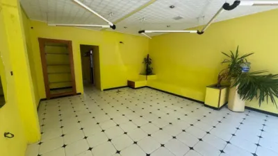 Local comercial en venta en Calle de Sánchez Calviño, cerca de Calle Venezuela - Vista 2