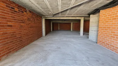 Local comercial en venta en Avenida de Fisterra, cerca de Avenida de Blanco Fernando - Más