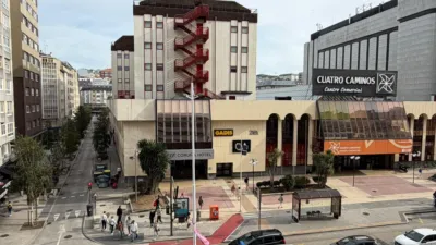 Oficina en alquiler en Calle de Ramón y Cajal - Vista 3