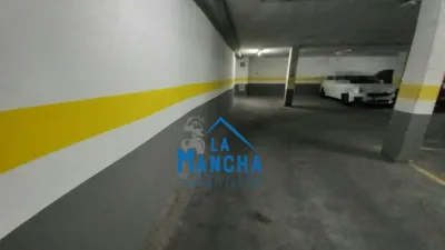 Garaje en alquiler en Industria - Más