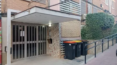 Piso en venta en Calle de Tembleque, cerca de Calle de Maqueda en ...