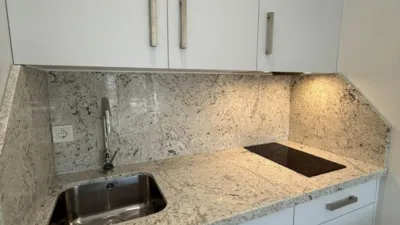 Estudio en alquiler en Calle Doctor Guirao Gea, Pajaritos-Plaza de Toros (Distrito Beiro. Granada Capital) de 575 €<span>/mes</span>