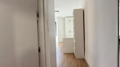 Estudio en alquiler en Calle Doctor Guirao Gea, Pajaritos-Plaza de Toros (Distrito Beiro. Granada Capital) de 575 €<span>/mes</span>