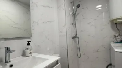 Estudio en alquiler en Calle Doctor Guirao Gea, Pajaritos-Plaza de Toros (Distrito Beiro. Granada Capital) de 575 €<span>/mes</span>