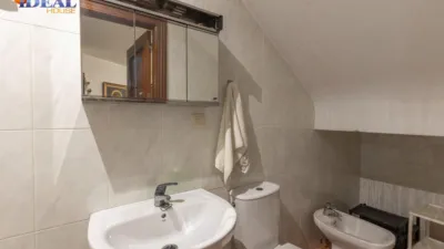Detached House in Metropolitan Area photo 16
