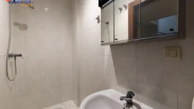 Detached House in Metropolitan Area photo 17