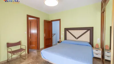 Detached House in Metropolitan Area photo 20