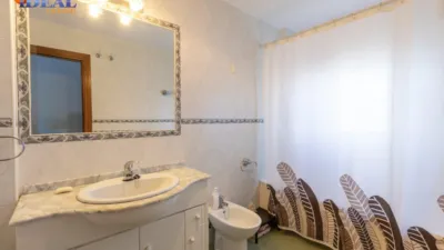 Detached House in Metropolitan Area photo 34