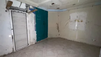 Flat on Calle de la Armengola photo 9
