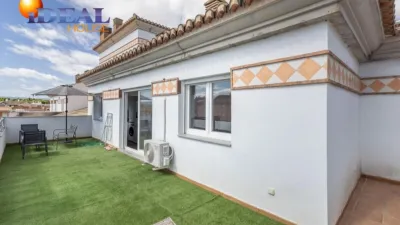 Top-floor apartment in Vega de Granada, North-West Zone photo 3