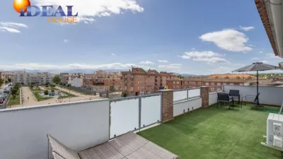 Top-floor apartment in Vega de Granada, North-West Zone photo 4