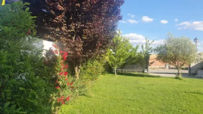 Semi-detached house in Encinillas