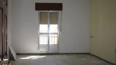 Piso en venta en Calle de los Poetas Hermanos Machado, 28, Fernán-Núñez de 42.000 €