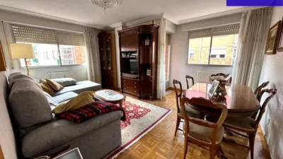 Apartment on Calle de Fernán González photo 9