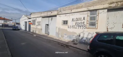 Nave industrial en alquiler en Vega de Granada Zona Noroeste, Pulianas de 450 €<span>/mes</span>