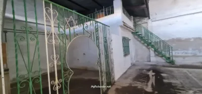 Nave industrial en alquiler en Vega de Granada Zona Noroeste, Pulianas de 450 €<span>/mes</span>