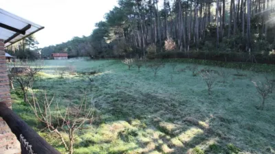 Chalet en venta en Calle Cam. Forestal El Amoclón, Número 0, Santa Cruz del Valle de 250.000 €