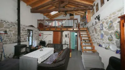 Chalet en venta en Calle Cam. Forestal El Amoclón, Número 0, Santa Cruz del Valle de 250.000 €