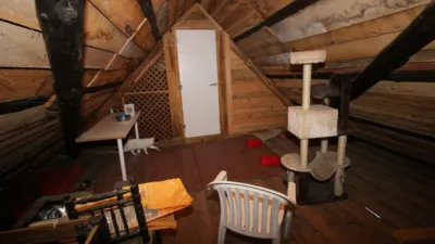 Chalet en venta en Calle Cam. Forestal El Amoclón, Número 0, Santa Cruz del Valle de 250.000 €