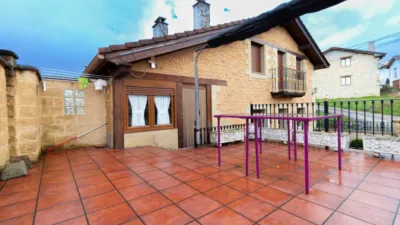House on Lezana de Mena Street photo 4