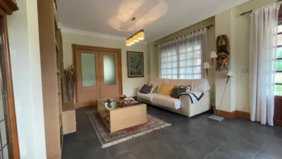 Terraced house on Calle El Puente, Urb La Calera photo 8