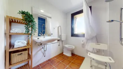 Chalet on Calle C. Real photo 32