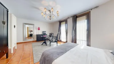 Chalet on Calle C. Real photo 47