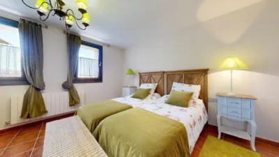 Chalet on Calle C. Real photo 53