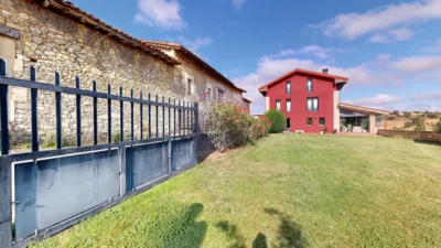 Chalet on Calle C. Real photo 7