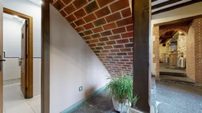 House on C. Torre Street photo 12