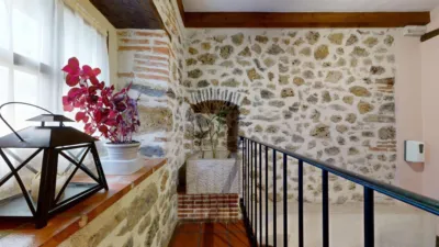 House on C. Torre Street photo 18