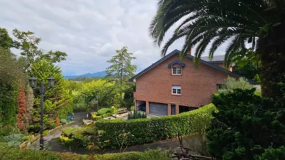 Chalet en venta en Calle de Urbide, cerca de Calle de Santillandi, Berreaga (Mungia) de 1.200.000 €