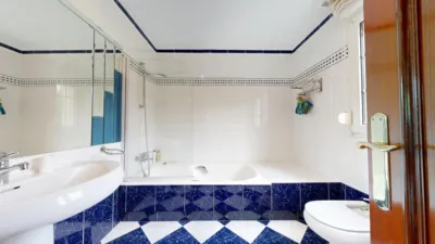 Chalet en venta en Calle de Urbide, cerca de Calle de Santillandi, Berreaga (Mungia) de 1.200.000 €