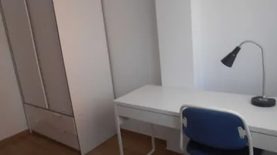 Piso en alquiler en Carrer de l'Explorador Andrés - Imagen 32