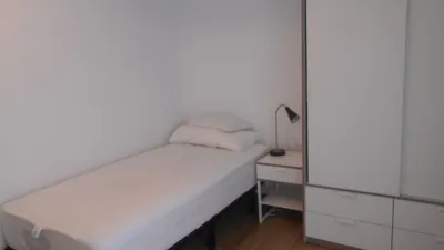 Piso en alquiler en Carrer de l'Explorador Andrés - Imagen 34