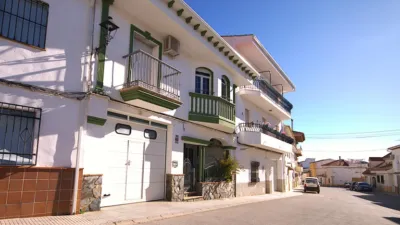 Casa adosada en calle Camino Real photo 3