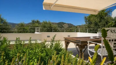 Chalet on Calle Paraje Cerqueria photo 15